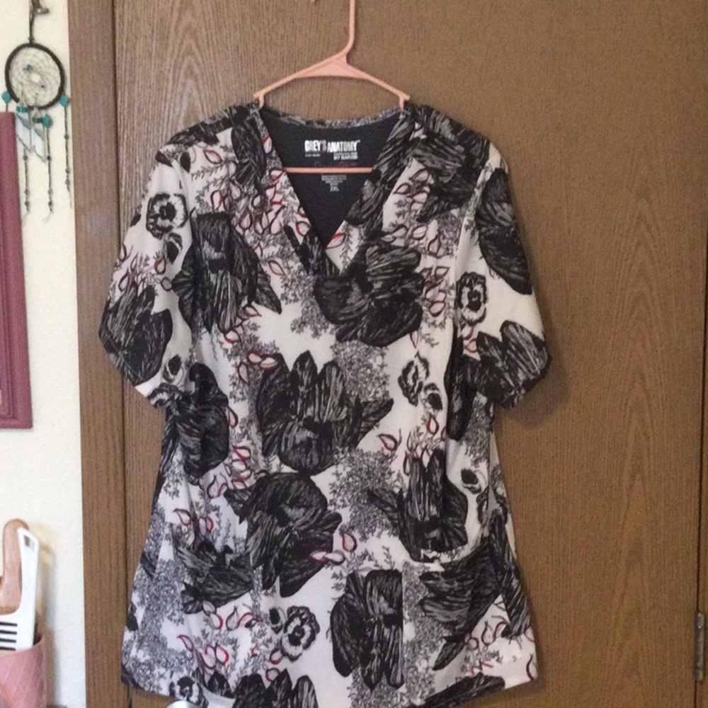 Grey’s Anatomy signature scrub top size 2x